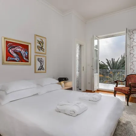 Villa Meje Heated Pool, Jacuzzi, Sauna Split