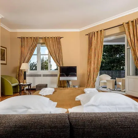 Meje Heated Pool, Jacuzzi, Sauna Villa *